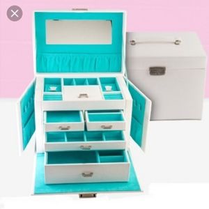Origami owl jewlery box